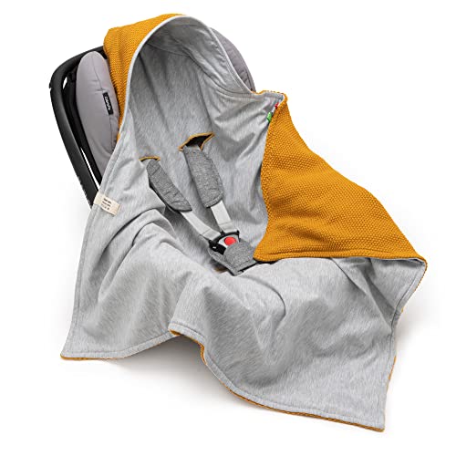 Mikos® Baby Einschlagdecke GOTS zert. 100% Bio Baumwolle Strickdecke Baumwolldecke für Autositz Für Kinderwagen Buggys z.B. Maxi Cosi Rosa Beige 3 Punkt Gurt (45) (Senfgelb) von Mikos