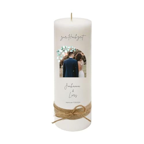 MilaBoo® Hochzeitskerze personalisiert in 8x25cm I Traukerze beidseitig bedruckt in Farbe I Hochzeitsgeschenk für Brautpaar Made in Germany (Bild Brautpaar) von Milaboo
