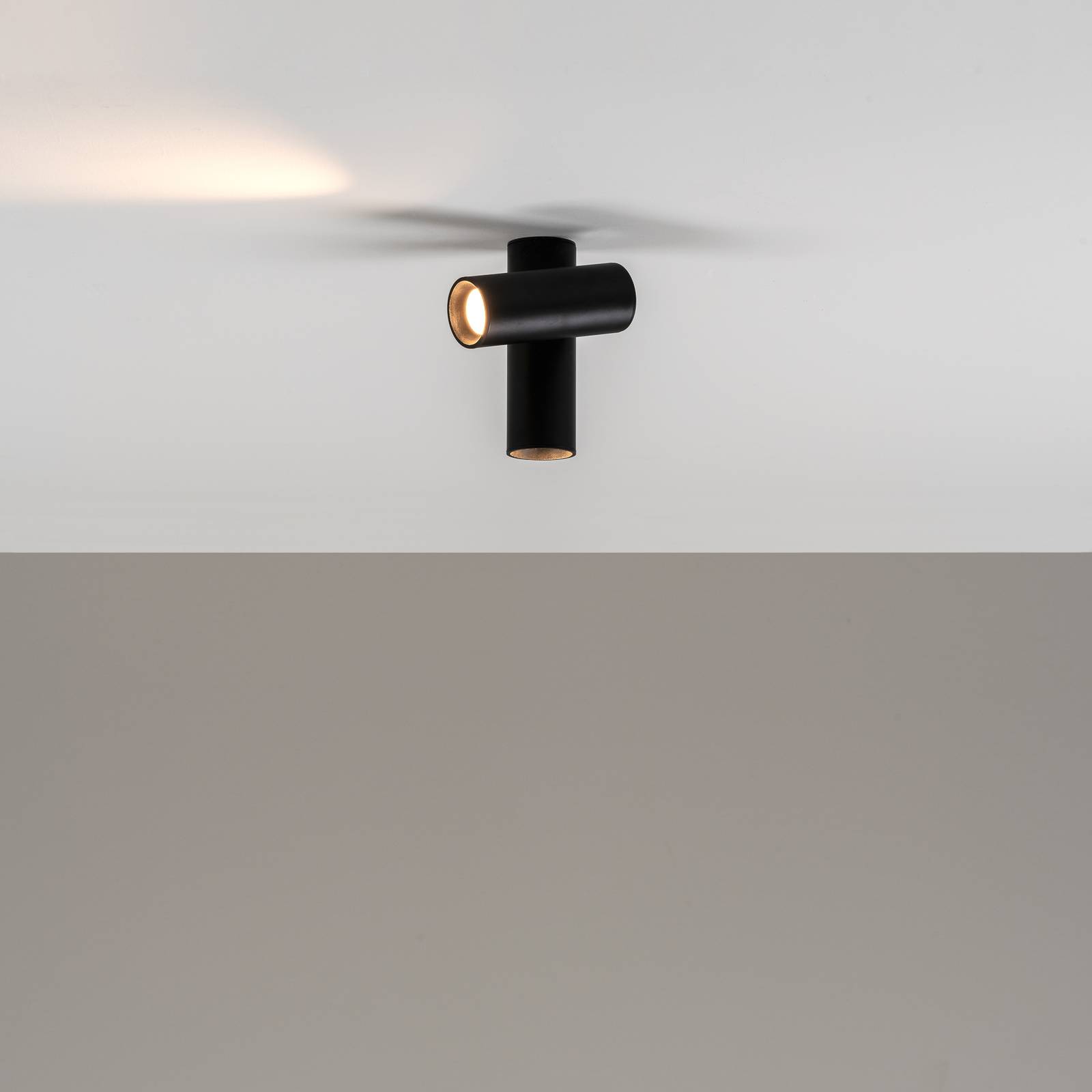 Milan Haul LED-Deckenleuchte zweiflammig, schwarz von Milan Iluminación