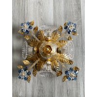 Made in Italy Deckenhalterung Gold Und Silber Mit Blauen Kristallblumen, Deckenlampe Aus Schmiedeeisen Made in Italy Deckenhalterung Gold Und Silber Mit Blauen Kristallblumen, Deckenlampe Aus Schmiedeeisen von MilanChicChandeliers