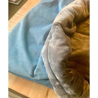 Kuschelsack Bolle Hellblau-Silbergrau , Schlafsack, Hundekorb, Hundebett, Hundehöhle von MildredsHundeausst