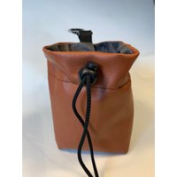 Leckerlibeutel „Carmella " Caramel-Anthrazit, Kunstleder, Snackbeutel von MildredsHundeausst