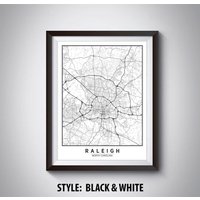 Raleger Ny Map Print Moderne Schwarz-Weiße Büro Wandkunst von MilesToGoMaps