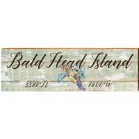 Bald Head Island Aquarell Meeresschildkröte Tan Breitengrad Längengrad | Wand-Kunstdruck Auf Echtholz von MillWoodArt