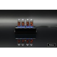 In-14 Nixie Tube Uhr Schwarzes Acryl & Holzgehäuse von Millclock