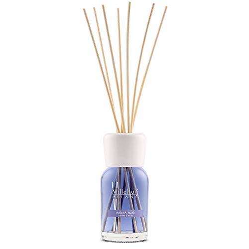 Millefiori Milano Raumduft Duftdiffusor mit der Duftnote Violet & Musk in Einer 100ml Flasche mit 7 Duftstäbchen, 7MDVM Millefiori Milano Raumduft Duftdiffusor mit der Duftnote Violet & Musk in Einer 100ml Flasche mit 7 Duftstäbchen, 7MDVM von Millefiori