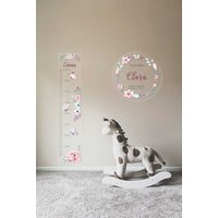 Schild Zur Geburt - Blumenkranz Pastell Aus Acryl Mit Name, Individuelles Geschenk Für Baby Und Kind von MillefioriPapeterie