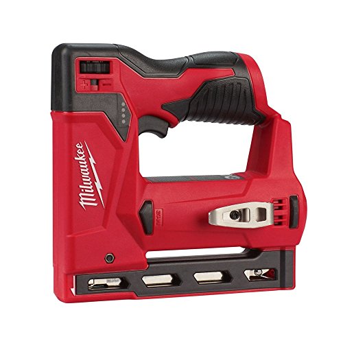 Milwaukee Akumuliatorinis kabių pistoletas STAPLER M12 BST-0 (12V) (be akum ir kroviklio) von Milwaukee
