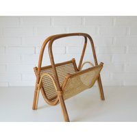 Mid Century Rattan Zeitungsständer/Vintage Bambus Aufbewahrungskorb Aus Den 70Er Jahren Schallplattenständer von MimisShelf