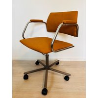 Komplett Restaurierter Senf Vintage Bürostuhl Von Kovona, Tschechoslowakei 1970Er Jahre Komplett Restaurierter Senf Vintage Bürostuhl Von Kovona, Tschechoslowakei 1970Er Jahre von MimosaVintageArt