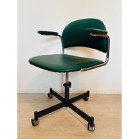 Vollständig Restaurierter Vintage Khaki Bürostuhl Von Kovona Modell K-107, Aus Der Tschechoslowakei 1970Er Jahre Vollständig Restaurierter Vintage Khaki Bürostuhl Von Kovona Modell K-107, Aus Der Tschechoslowakei 1970Er Jahre von MimosaVintageArt