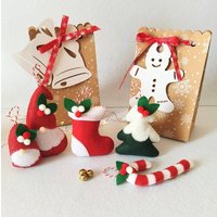 Weihnachtsdekorationsset + Geschenkbox, Filzdekorationen Weihnachtsdekorationsset + Geschenkbox, Filzdekorationen von MinasFactory