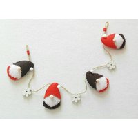 Weihnachtskranz Mit Holzzwergen Und Blumen von MinasFactory