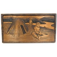 1 Vintage Holz Geschnitzte Malerei Eskimo Kunst Inuit Signierte Holzschnitzerei 3D Kunstmalerei von MinasTreasureChest