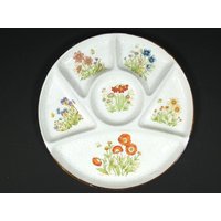 Runde Party Plattplatte Mit Blume Snack Platte Fach 9, 5 Zoll Vintage Retro Design Blumenplatte von MinasTreasureChest