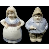 Vintage Bauer Und Frau Salz Pfeffer Streuer Set Mann Keramik von MinasTreasureChest