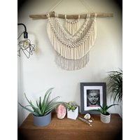 Großer Makramee Wandbehang - Dickes Naturbelassenes Treibholz Boho Wanddeko Shabby Chic von MindandFiber