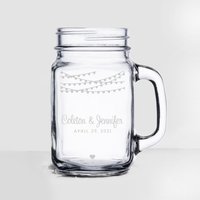 Personalisierte Hochzeit Mason Jar Tasse Mit Namen Und Datum Graviert von MineByDesignStudio