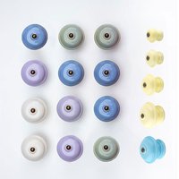 Möbelknauf Aus Porzellan| Glatt | Griff Inkl. Schraube Viele Helle Farben Möbelknopf Matt Glanz Weiß_Gelb_Hellgrün_Hellblau_Violet von MinervasGeschenke