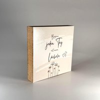 Beginne Jeden Tag Mit Einem Lächeln - 10x10 cm Mini Art Print Motivationsbild Zum Hinstellen & Aufhängen Beginne Jeden Tag Mit Einem Lächeln - 10x10 cm Mini Art Print Motivationsbild Zum Hinstellen & Aufhängen von MiniArtPrint