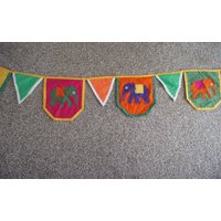 Bunte Handgemachte Handgenähte Elefant Wimpelkette von MiniatureImaginarium