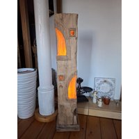 Stehlampe Windlicht Laterne Eichenbalken Lampe Holzbalken Dekosäule Fachwerk Kerzen Balkenlampe Holzlampe Design Skulptur Stele von MinnekenhusDesign