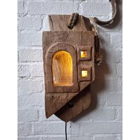 Windlicht Laterne Eichenbalken Lampe Holzbalken Dekosäule Fachwerk Balkenlampe Holzlampe Stehlampe Design Skulptur Unikat Stele von MinnekenhusDesign