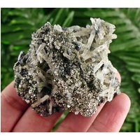 Quarz Mit Pyrit | Bergkristall Heilkristall Kristall Quarzstein Cluster Sphalerit von Minterest