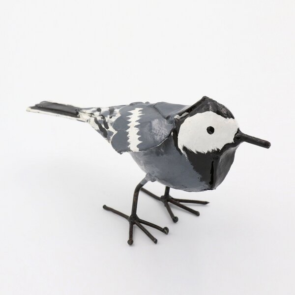 Mio Moyo Bachstelze - Vogel aus Recycling-Metall zur Gartendekoration von Mio Moyo