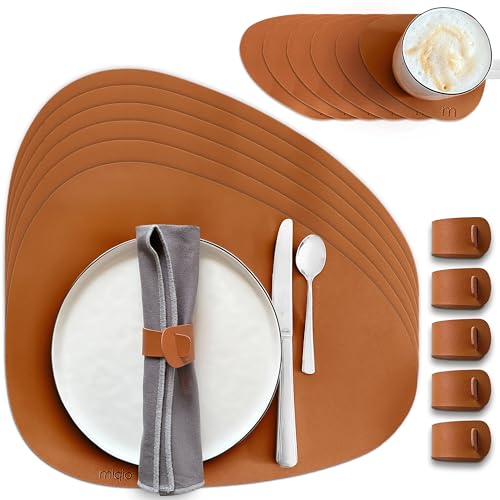 MIQIO Tischset aus Kunstleder - 18er Tisch- Untersetzer-Set - Leder Platzsets abwaschbar - 6 Platzsets, Glasuntersetzer, Serviettenringe | Cognac | stoneförmig von Miqio