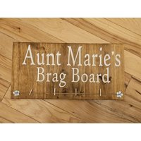 Hölzerne Mamas Prahlbrett Wanddekor, Kunst - Und Bildanzeige, Benutzerdefiniertes Brag Brett Kunst-Anzeigen-Zeichen, Kinder Grafik-Halter, Das von MiracleDesignsShop