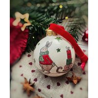 Porzellan Christbaumkugel Hase Osterhaseweihnachtsbaum Christbaumschmuck Weihnachten Baumschmuck Weihnachtskugel Rot Grün Keramik Handarbeit von MirahKERAMIK
