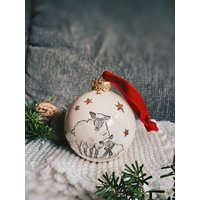 Porzellan Christbaumkugel Schaf Mutter Mit Kind Christbaumschmuck Weihnachten Baumschmuck Weihnachtskugel Rot Grün Keramik Handarbeit Porzellan Christbaumkugel Schaf Mutter Mit Kind Christbaumschmuck Weihnachten Baumschmuck Weihnachtskugel Rot Grün Keramik Handarbeit von MirahKERAMIK