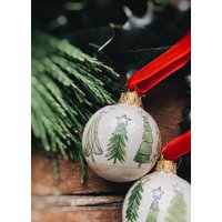 Porzellan Christbaumkugel Weihnachtsbaum Christbaumschmuck Weihnachten Baumschmuck Weihnachtskugel Rot Grün Keramik Handarbeit Porzellan Christbaumkugel Weihnachtsbaum Christbaumschmuck Weihnachten Baumschmuck Weihnachtskugel Rot Grün Keramik Handarbeit von MirahKERAMIK