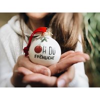 Porzellan Christbaumkugel Weihnachtsbaum Christbaumschmuck Weihnachten Baumschmuck Weihnachtskugel Rot Grün Keramik Handarbeit von MirahKERAMIK