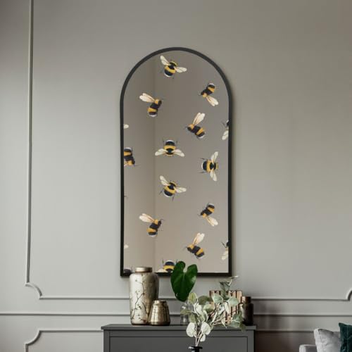 MirrorOutlet The Typis Wandspiegel mit schwarzem Metallrahmen, runder Bogenrand, mit farbigem Hummel-Druck, Aufkleber, 120 x 60 cm, silberfarbenes Spiegelglas mit schwarzem Rahmen MirrorOutlet The Typis Wandspiegel mit schwarzem Metallrahmen, runder Bogenrand, mit farbigem Hummel-Druck, Aufkleber, 120 x 60 cm, silberfarbenes Spiegelglas mit schwarzem Rahmen von MirrorOutlet