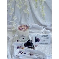 Inner Strength - Crystal Candle Amethyst /Echte Edelsteine Mit Heilwirkung/ Sojawachs/Geschenk/ Vegan/Handmade/Deko /Heilkerze /Fokus von MissIndeCandle