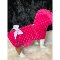 Fuchsia Rosa Hundemantel, Vlies Gefüttert, D-Ring - Hundejacke Fuchsia Rosa Hundemantel, Vlies Gefüttert, D-Ring - Hundejacke von MissSophieBowtique