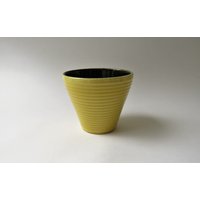 50Er Jahre Kleiner Pflanzentopf Gelb Germany Ceramic Planter Fat Blumenübertopf Übertopf 50Er Jahre Kleiner Pflanzentopf Gelb Germany Ceramic Planter Fat Blumenübertopf Übertopf von MissTellGeschenke