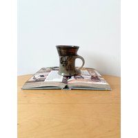 Keramik Becher, Handgemachte Teetasse, Abstrakte Kaffeetasse, Steinzeug Studio Keramik, Cottage Chic von MissVintageBox