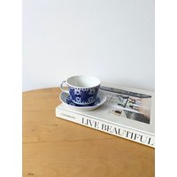 Seltene Arabia Finland Blau-Weiß-Tasse Mit Untertasse, Handbemalt Blau Und Weiß von MissVintageBox