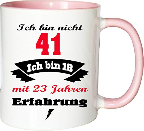 Mister Merchandise Becher Tasse Ich Bin Nicht 41 ich Bin 18 mit 23 Jahren Erfahrung Kaffee Kaffeetasse liebevoll Bedruckt Jung geblieben Alter Kaffeebecher Geburtstagsgeschenk Weiß-Rosa von Mister Merchandise