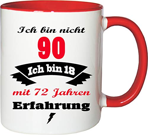 Mister Merchandise Becher Tasse Ich Bin Nicht 90 ich Bin 18 mit 72 Jahren Erfahrung Kaffee Kaffeetasse liebevoll Bedruckt Jung geblieben Alter Kaffeebecher Geburtstagsgeschenk Weiß-Rot von Mister Merchandise