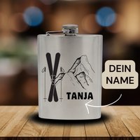 Ski Wintersport Personalisierter Name Flachmann Geschenkset | Berge Alpen Wandern Edelstahl-Trinkflasche Geschenkidee Ski Wintersport Personalisierter Name Flachmann Geschenkset | Berge Alpen Wandern Edelstahl-Trinkflasche Geschenkidee von MitHerzenManufaktur