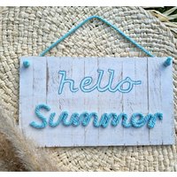 Holzschild Mit Kordel-Schriftzug Hello Summer Im Shabby Chic Look Klötzchendeko Sommer Holzdeko Eiche Geschenk Maritim Boho Strand Beach von MitLiebePost