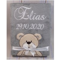 Babydecke Mit Namen Und Datum Bestickt 76x102 cm - Grau Mit Teddybär 802008 von MitNamen