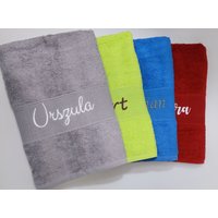 Duschtuch Mit Namen Bestickt 70x140 cm - Handtuch 50x100 500G/M2 Geschenk Geburtstag 60 Grad Waschbar Botohome von MitNamen