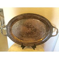 Vintage W M Rogers & Son 1981 Silberplatte, Großes, Doppelt Griffiges, Ovales Serviertablett. "Victorian Rose" Muster Vintage W M Rogers & Son 1981 Silberplatte, Großes, Doppelt Griffiges, Ovales Serviertablett. "Victorian Rose" Muster von Mitesoro777