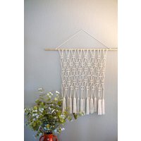 Große Boho Weiß Makramee Gewebt Wandteppich | Baumwolle Schnur Kupfer Akzente Montiert Auf Holz Dübel Wolle Quaste Geschenkideen von MituDesignCo