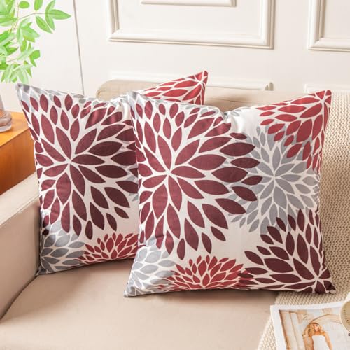Miuyunya Samt Kissenbezug Weinrot 50x50 Kissenhülle Rot Grau 2er Set Sofakissen Samtkissen Dekorative Moderne Zierkissenbezüge Square für Wohnzimmer Herbst Winter Weihnachten Kissen Deko Miuyunya Samt Kissenbezug Weinrot 50x50 Kissenhülle Rot Grau 2er Set Sofakissen Samtkissen Dekorative Moderne Zierkissenbezüge Square für Wohnzimmer Herbst Winter Weihnachten Kissen Deko von Miuyunya